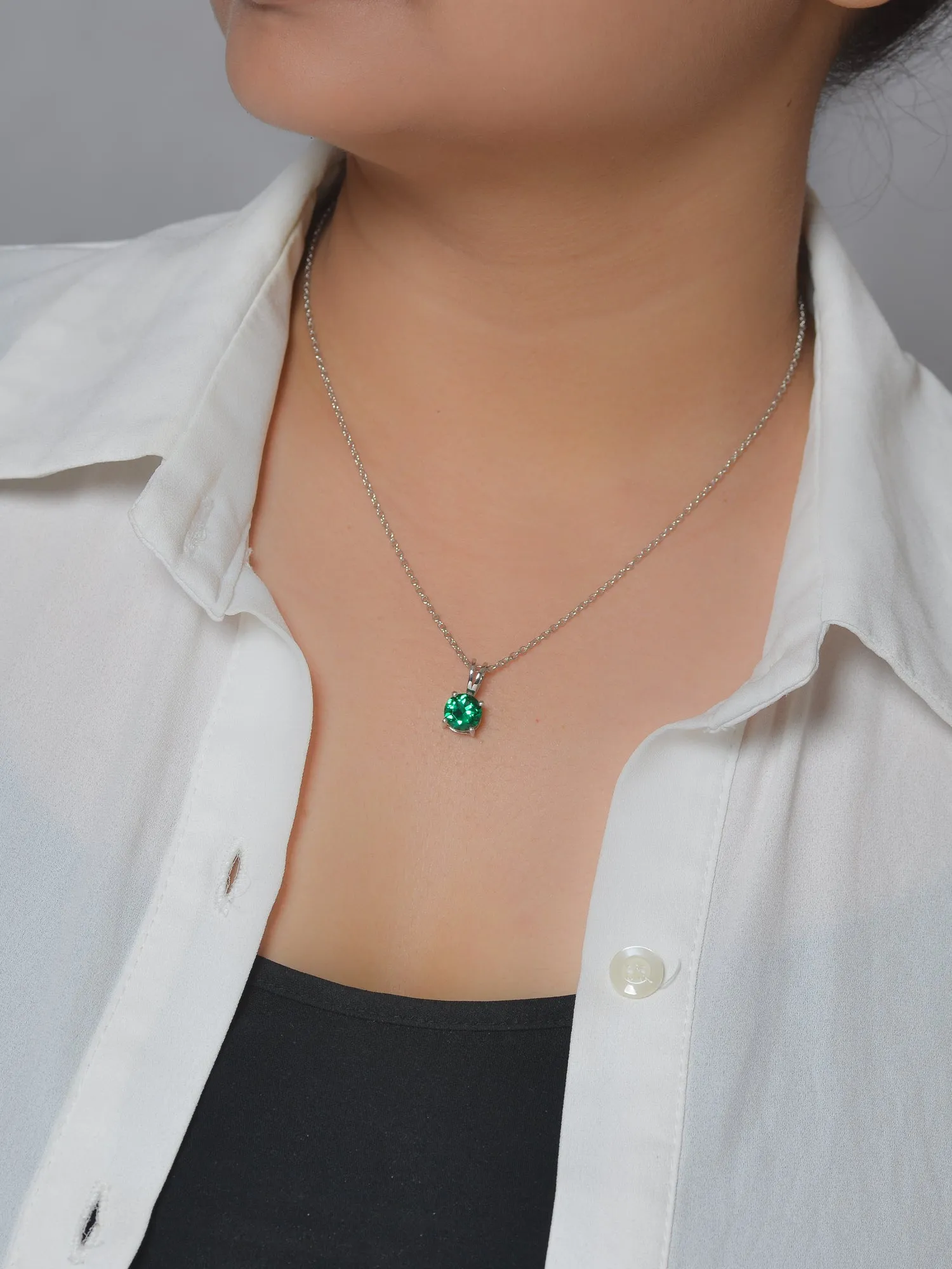 0.50 Carat Emerald Pendant Necklace In 925 Silver For Women