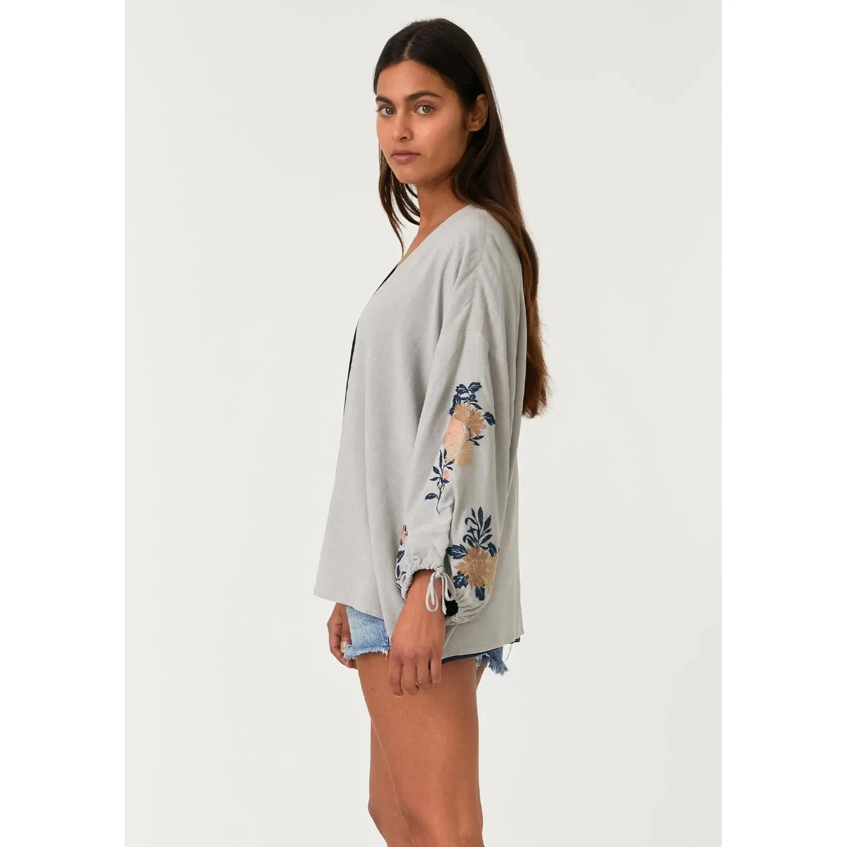 Camellia Floral Embroidered Long Sleeve Lovestitch Kimono Top