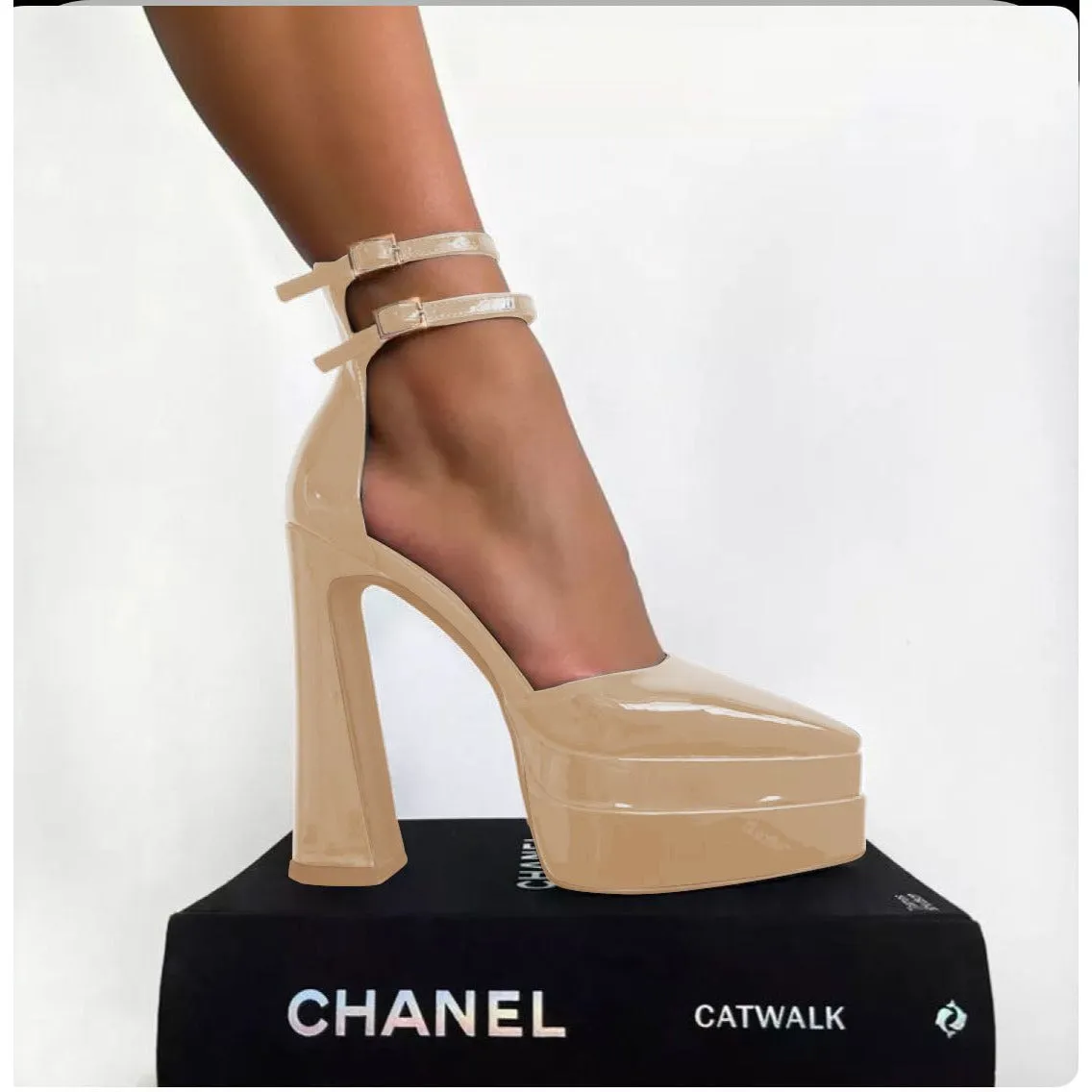 Closed Point Toe Platform Heel