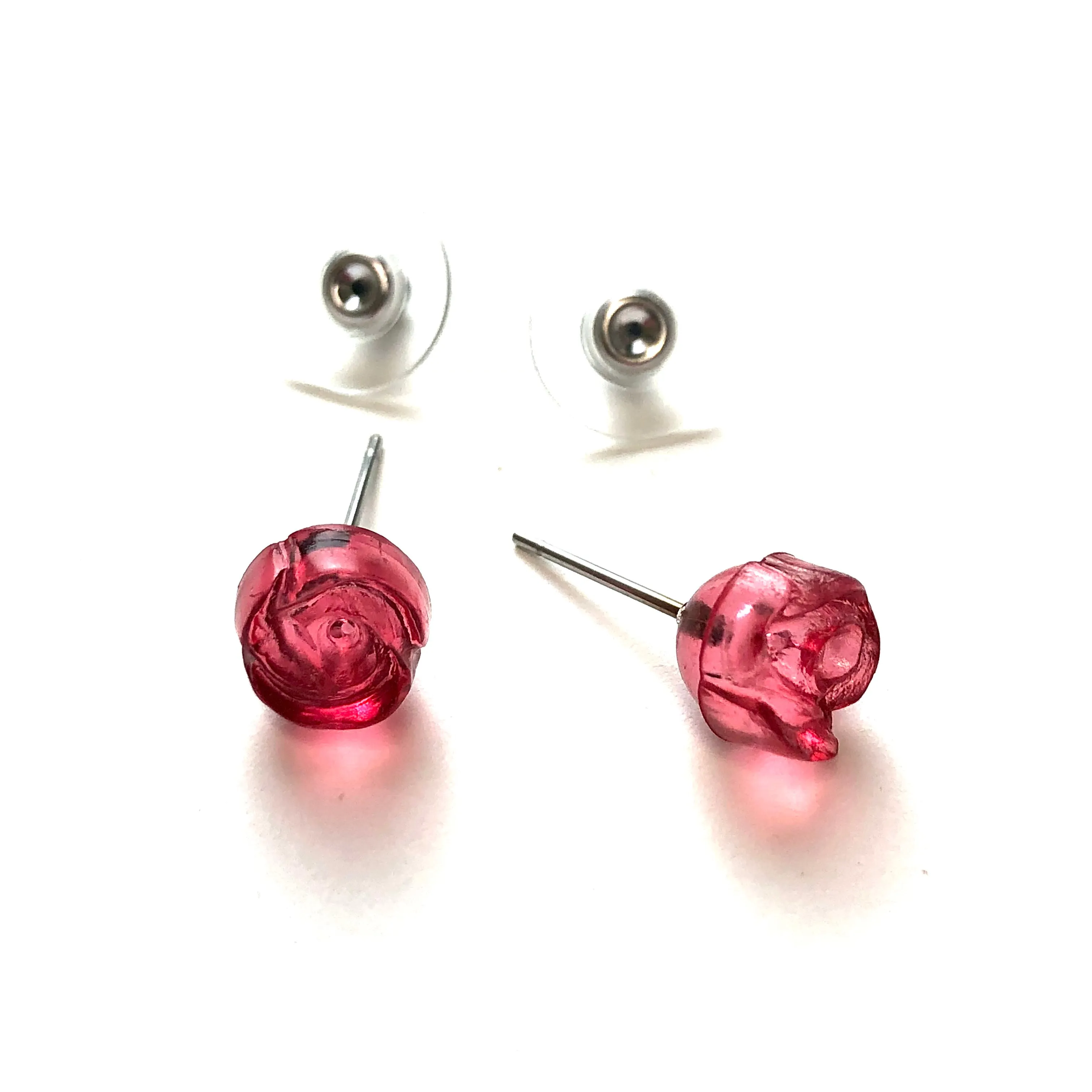 Cranberry Carved Lucite Rose Stud Earrings