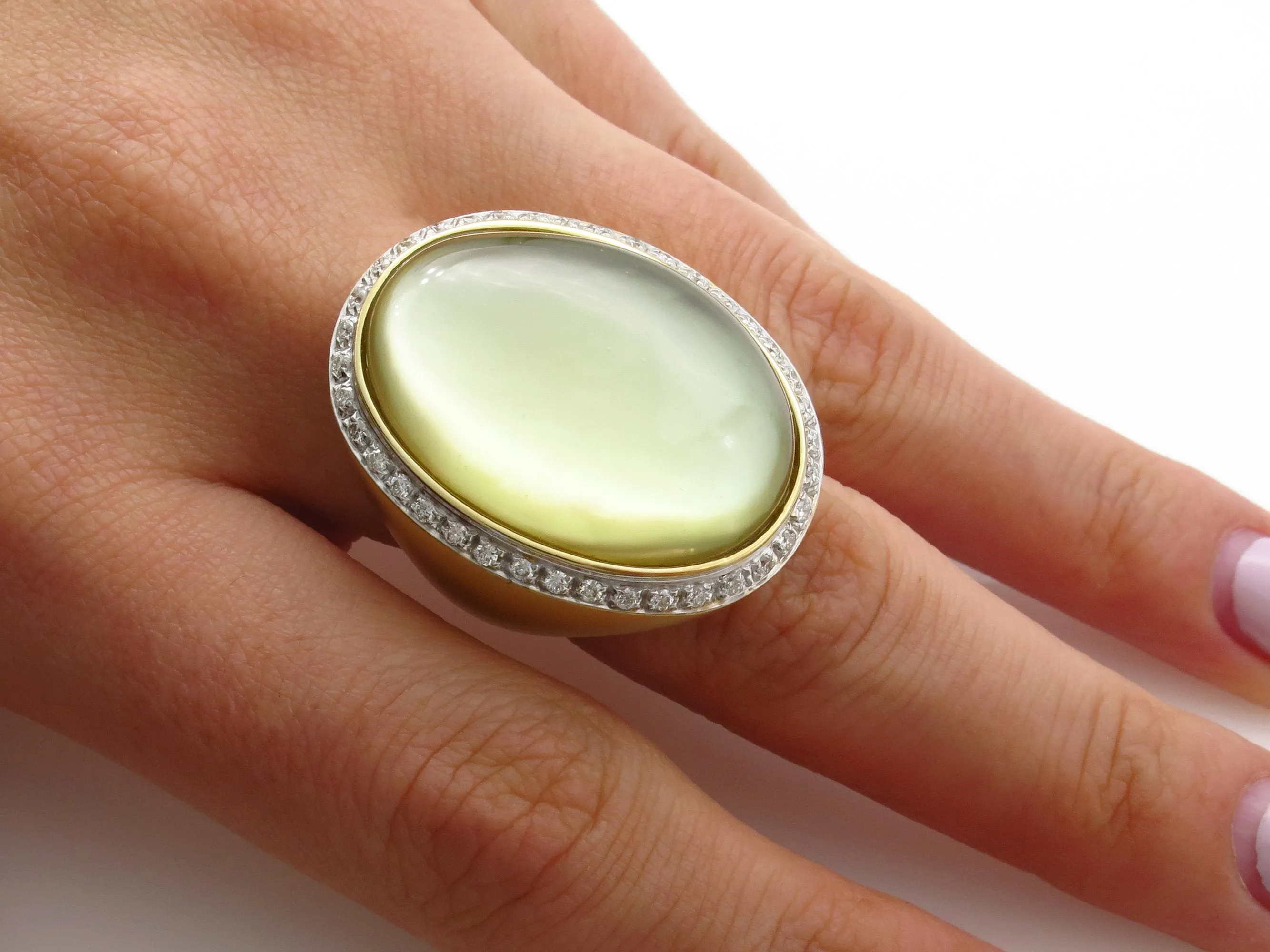 Fashion Cabochon Lemon Quartz Mother-of-Pearl Diamond 18K Yellow Gold Estate Ring