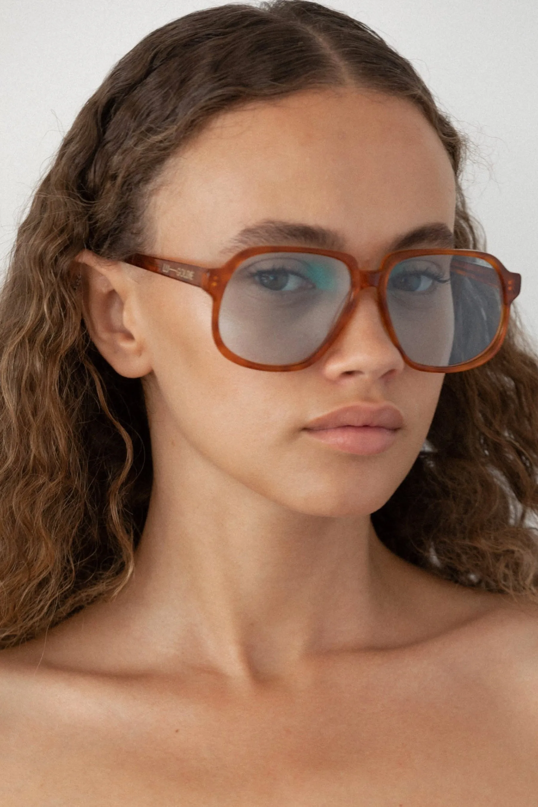 Maple Delphine Sunglasses