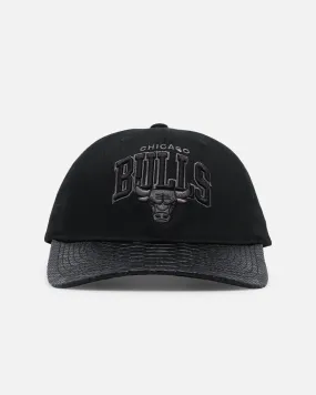 Mitchell & Ness Chicago Bulls Leather Elegance Snapback Black