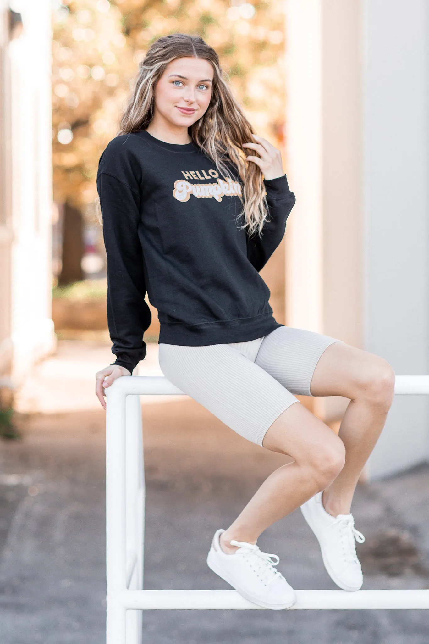 "Hello Pumpkin" Graphic Sweatshirt Black