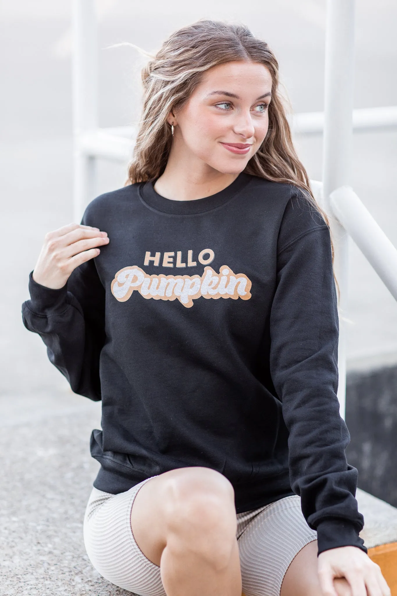 "Hello Pumpkin" Graphic Sweatshirt Black