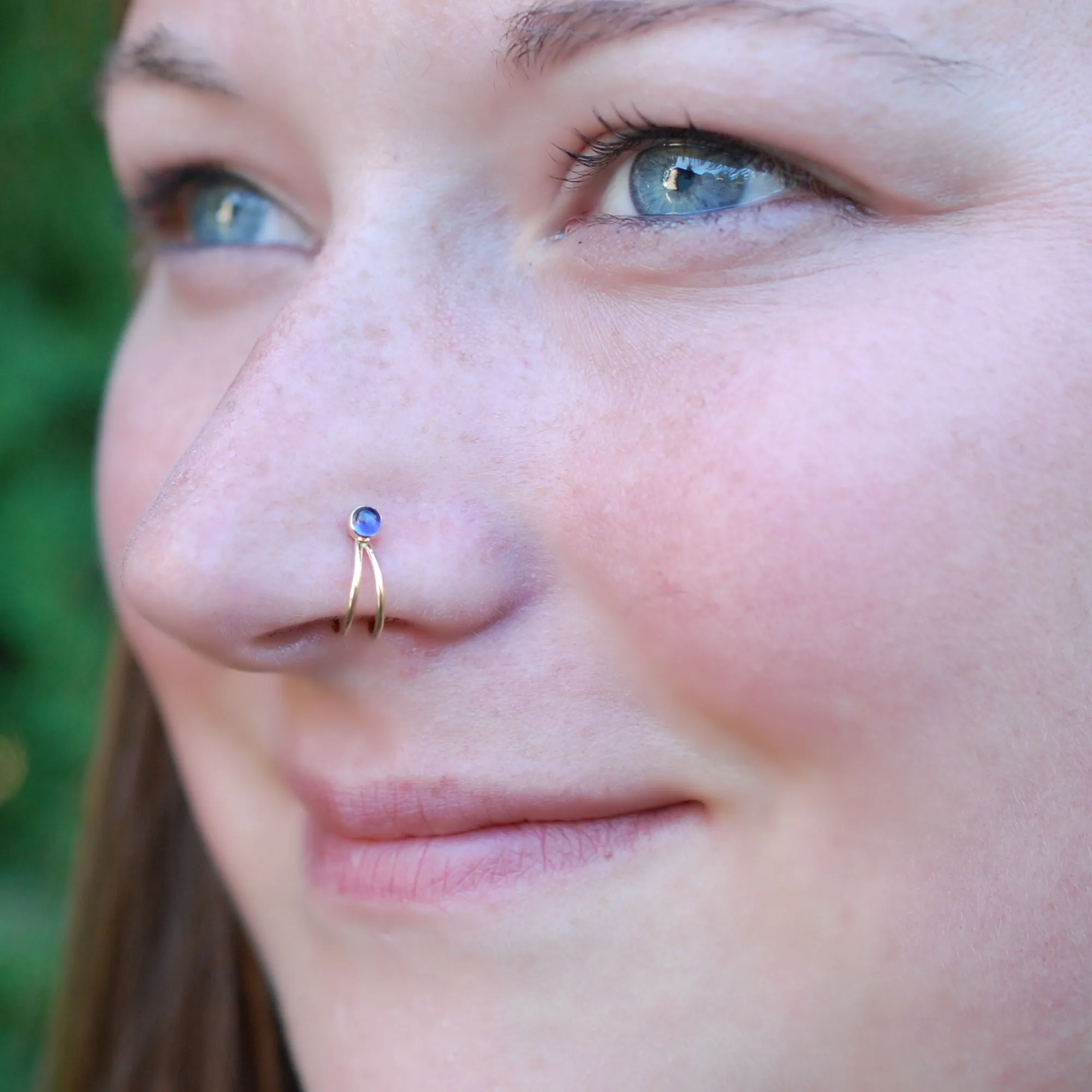 The Enhancer in Gold - Turn Your Stud into a Double Nose Ring